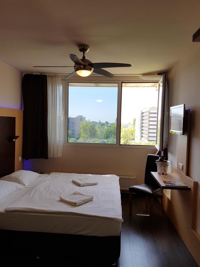 בודפשט Hotel Pest Inn מראה חיצוני תמונה