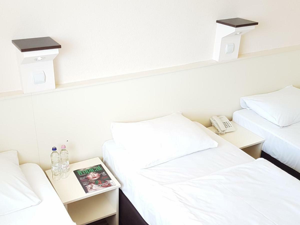 בודפשט Hotel Pest Inn מראה חיצוני תמונה