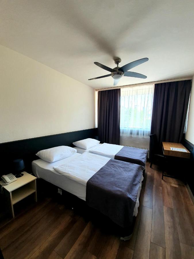בודפשט Hotel Pest Inn מראה חיצוני תמונה